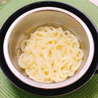 もちもち♪コシを出すうどんの茹で方（素うどん）